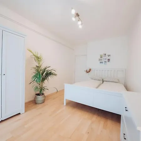 Helle Naehe Innenstadt * Graz